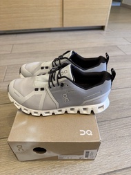 On Cloud 5 Waterproof Glacier Grey and White