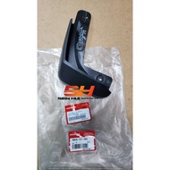 Honda BRV 75810-TSC-K00 MUDFLAP Front Wheel Left LH Genuine Parts