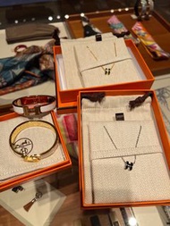 全新 Hermes 項鍊 Mini pop h 黑色h銀鍊 🇮🇹購於威尼斯專櫃【紙盒、紙袋、購買證明】