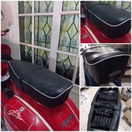 Aquila Vespa Largeframe Super Sprint seat Cover