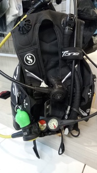 PAKET SCUBA BCD SCUBAPRO T-ONE MK2 EVO R095 -Emran Store5