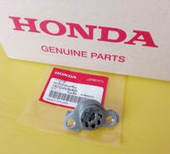 ชุดปั้มน้ำมันเครื่องแท้HONDA ADV150 Click 125iปี2012-2020 Click 150iทุกรุ่นPCX150 ปี 2012-2020PCX125SH150 อะไหล่แท้ศูนย์HONDA(15010-KWN-900)1ชิ้น