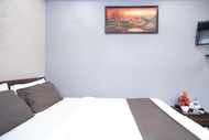  9 ห้องนอน 9 ห้องน้ำส่วนตัว ขนาด  ตร.ม. – โจโยติกูชี (Shiva Guest House)