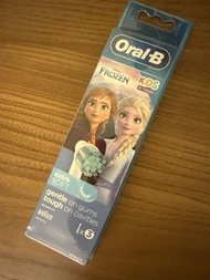 Oral-B Frozen 兒童牙刷頭3個