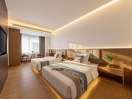 Qinlan Homestay (Mangshi Square)