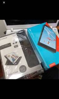 Lenovo Tab4 Essential