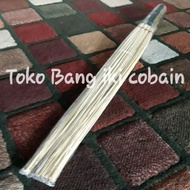 65cm Long Mattress Broom