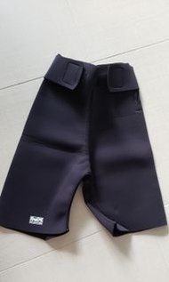 body sculpture 潛水五分褲 M size