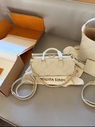 🎉Louis Vuitton onthego east west 牛皮革單肩斜挎手提包 女款 米色