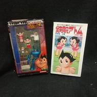 Action figure astro boy + Vhs astro boy