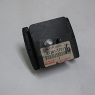 TOYOTA LAND CRUISER FZJ HZJ 1FZFE / 1HZ ENGINE MOUNTING FRONT INSULATOR