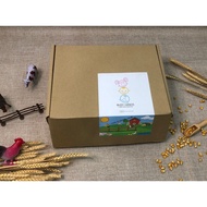 (FARM theme) Busy box/ Messy box/ Sensory play/ Messy play