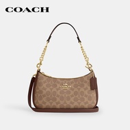 COACH กระเป๋าสะพายไหล่ผู้หญิงรุ่น Teri Shoulder Bag In Signature Canvas CV933 IMXHE สีน้ำตาล