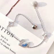 กำไลข้อมือ Swarovski Dazzling Swan Bracelet สวารอฟสกี้ ของแท้ 100% ของขวัญสำหรับคนพิเศษ [พร้อมส่ง]