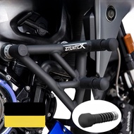 STUNTCX | Protective Motorcycle Racing Bar for BMW F900R