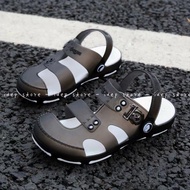 [HCM]Giày bít mũi đi mưa nam 3 quai - Dép sục nhựa siêu bền - GL020