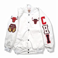 JAKET VINTAGE NBA VARSITY BULLS CHI LOGO FULL BORDIR VARISTY BASEBALL 