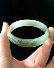 冰種 緬甸翡翠 A玉 玉鐲 • 冰種油青半山水翡翠福鐲