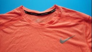 Orange Nike Running Tshirt with Silver Swoosh Size M / 橙色 Nike 跑步 T 卹，配銀色 Swoosh 尺碼 M