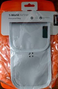 Momax 1-World Airliner Fire-proof Bag