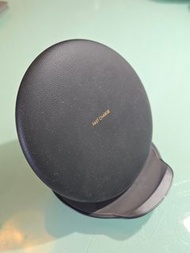 Samsung手機，折疊式無線閃充充電座