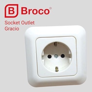 Socket Outlet/inbow Gracio Brand Broco