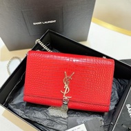 YSL聖羅蘭紅色KATE中號亮面鱷魚壓紋單肩斜挎鏈條包 流蘇包