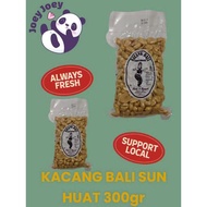 Balinese Dance Brand Onion Flavor Peanut 250G Raja Matahari Peanut