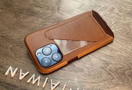 iPhone 13/13Pro 經典系列全包覆手機皮套 -古銅棕