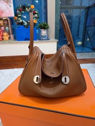 Hermes Lindy 26 金棕銀扣 W stamp