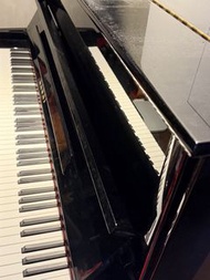 KAWAI 黑色鋼琴