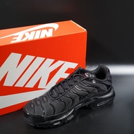 Nike Air Max Plus Triple Black 全黑 604133-050