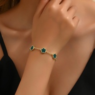 LUNAR LINK Lucky 5‑Leaf Clover Bracelet for Women – Gold Charm Bracelet