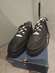 Converse 黑色綁帶厚底鞋