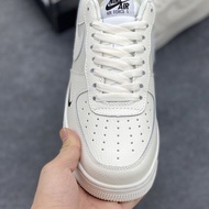 Nike Air Force 1 AF1 Low-Cut Casual Sneakers for Men and Women, Small Hook, Black/Pure White, Thick 
