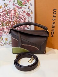 Loewe羅意威 25款限定系列小號puzzle 幾何包 24cm