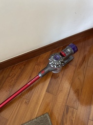 Dyson V8 Slim Fluffy Cordless Vacuum Cleaner