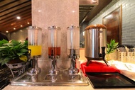 Yajun Hotel (Yiwu International Trade City)