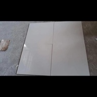 granit lantai 60x60 cream polos by garuda kw lokal /m²