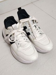 Hogan 白色厚底運動鞋 女款39碼