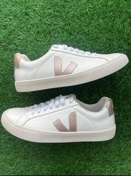 🍑 全新現貨🌸veja Esplar 板鞋 女款 淡金