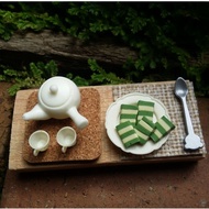 Handmade Miniature 1:12 Pandan layer Cake/Kuih lapis set