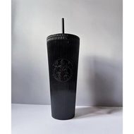 Ly Starbucks US Black Pleated Metallic Core Tumbler 710ml bình nước full đen kèm ống hút
