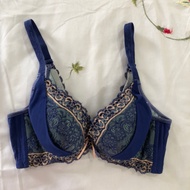 Si bra size 70/75 A blue lace with mesh