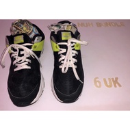 NIKE ORIGINAL BUNDLE SHOES