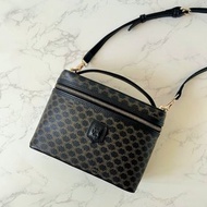 稀有款中古二手Celine黑色老花盒子側背包 斜背包 皮革包 單肩包