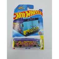 UNGU Hot Wheels Aint Fare Bus Art Cars Purple Lets Race