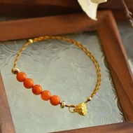 天然原礦俄羅斯 橘紅蜜蠟 古法金蓮蓬設計手繩衣襟掛s