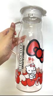 正版三麗鷗Hello Kitty 玻璃水壺