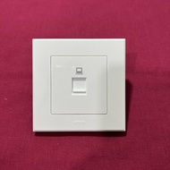 305218SN Stop Contact Data CAT6 1 Gang E3 White Simon